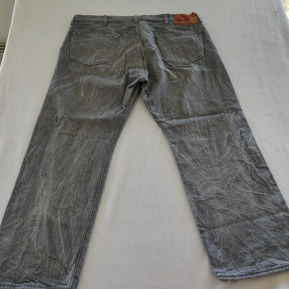 Levis 501 Jeans Mens 44x30 Gray Wash Denim‎ Straight Leg Classic Button Fly